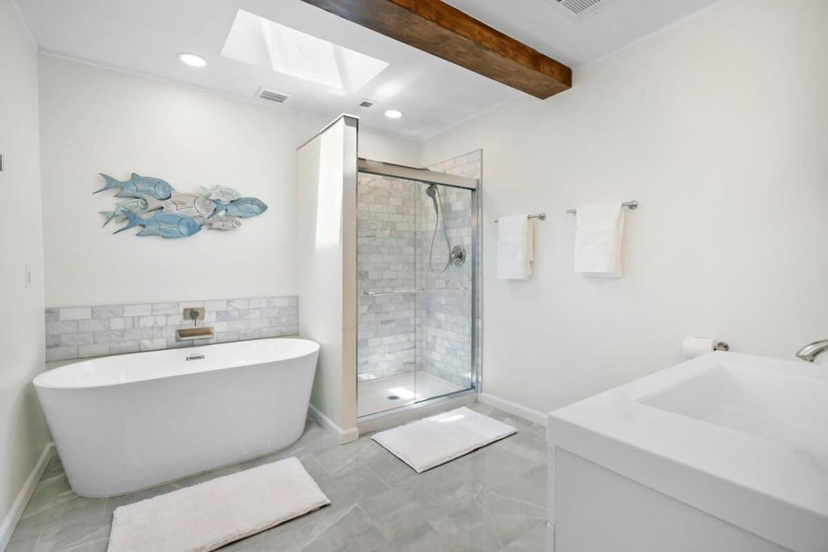The St Augusdream Renovated Beach House Sleeps 8 Walk To Beach St. Augustine Luaran gambar