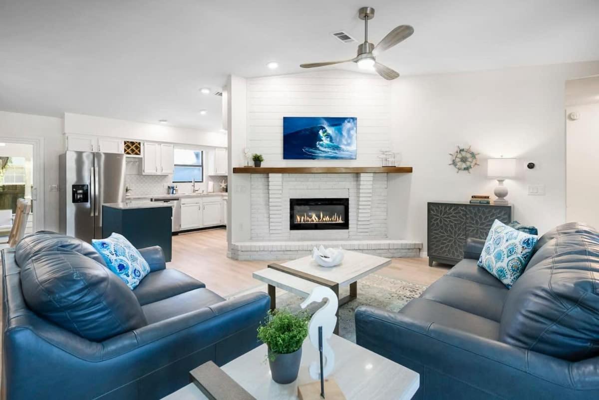 The St Augusdream Renovated Beach House Sleeps 8 Walk To Beach St. Augustine Luaran gambar