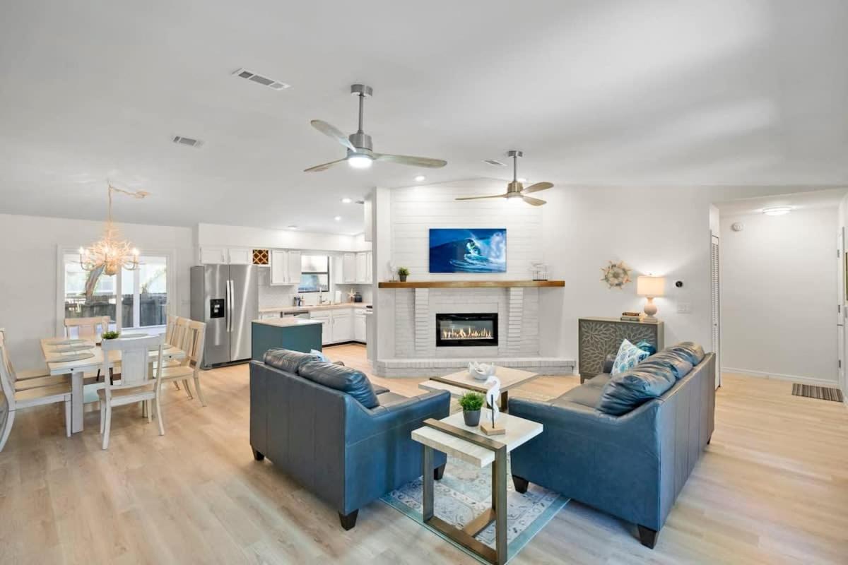 The St Augusdream Renovated Beach House Sleeps 8 Walk To Beach St. Augustine Luaran gambar
