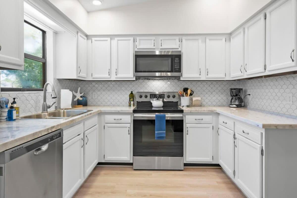 The St Augusdream Renovated Beach House Sleeps 8 Walk To Beach St. Augustine Luaran gambar
